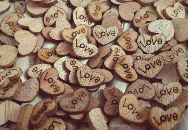 Tiny Tiny Wooden Hearts x8